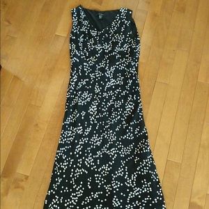 Size 6 louban fully lined no zipper slim fitting